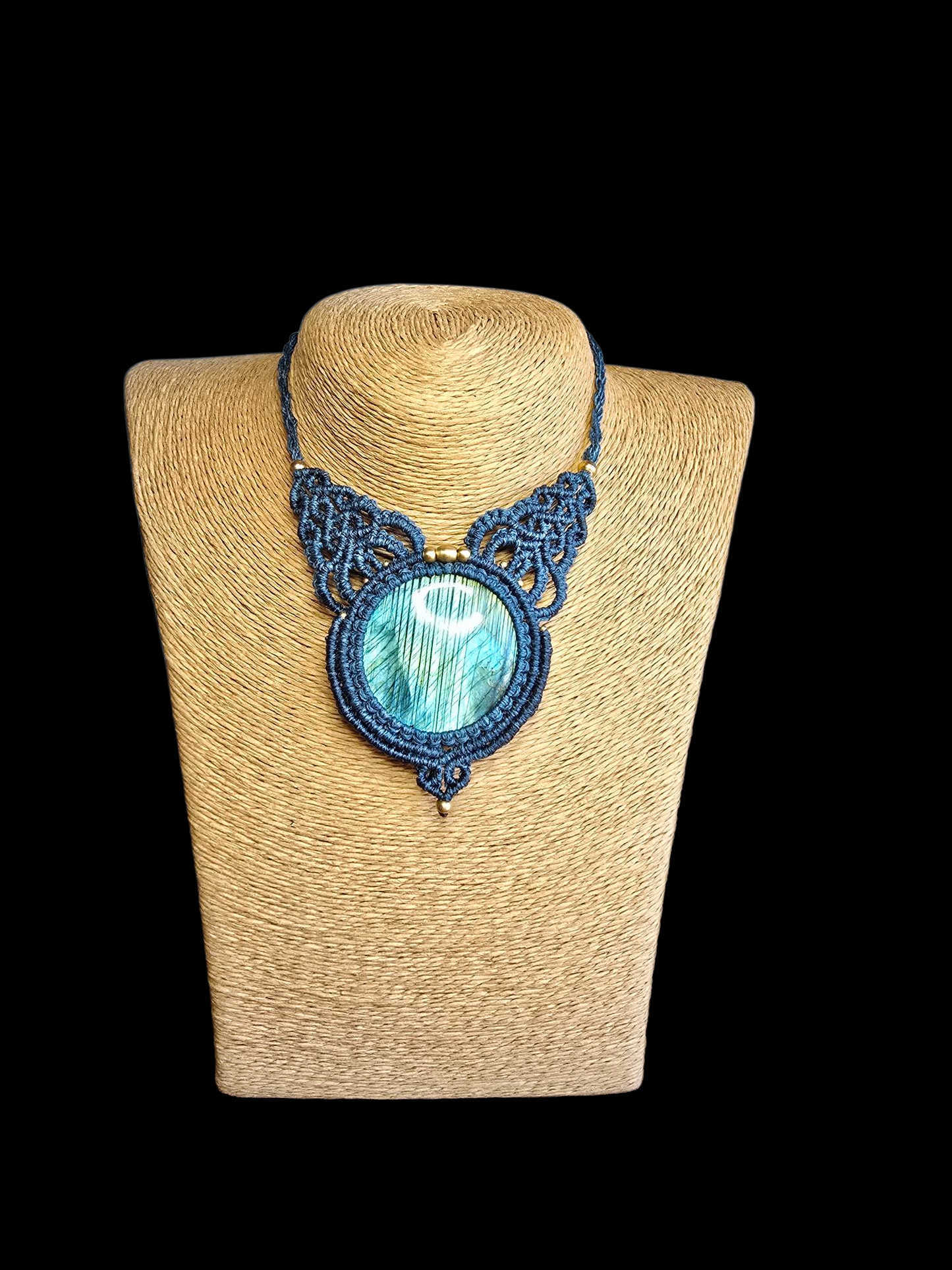 Labradorite - Lace design Pendant