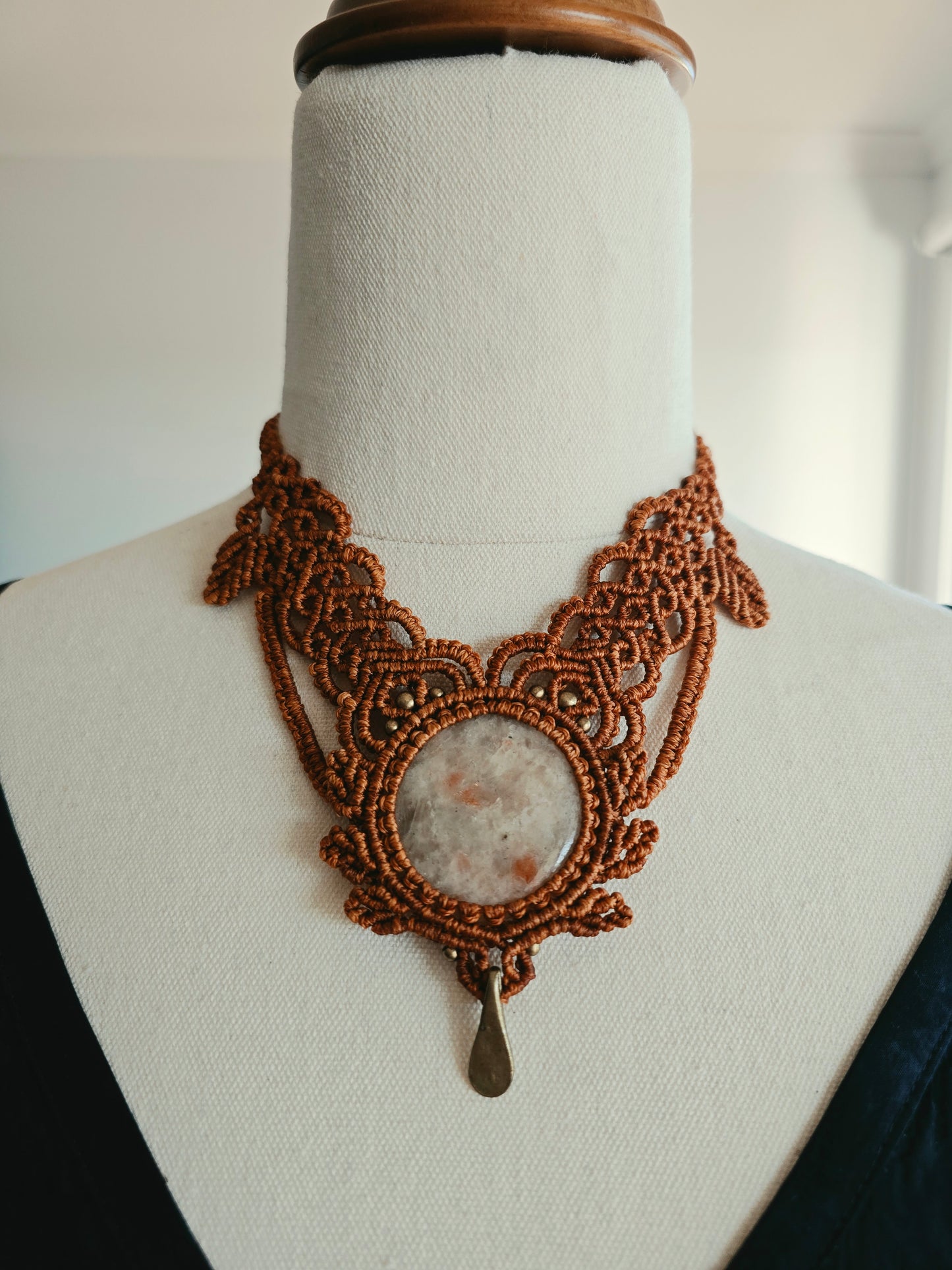 Show Stopper Choker - Sunstone