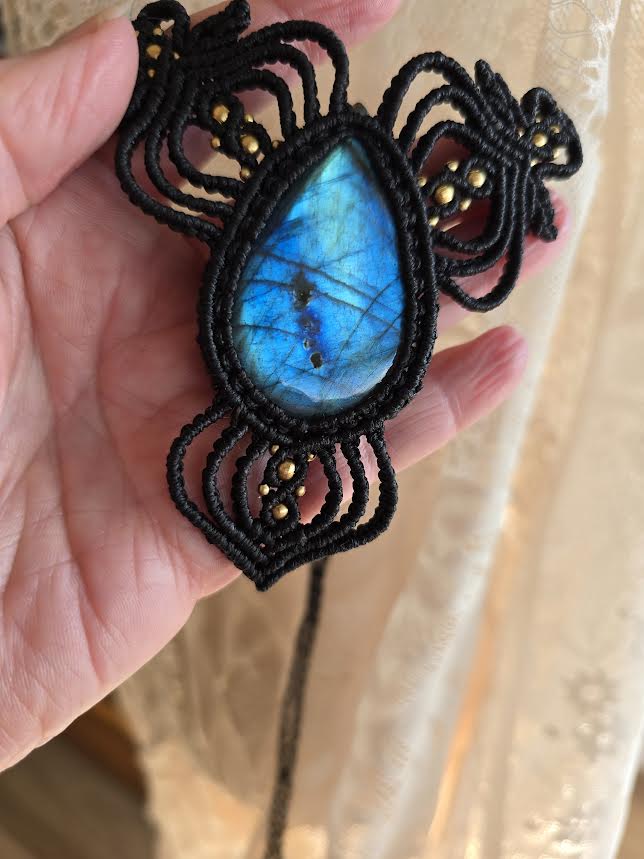 Labradorite Collar