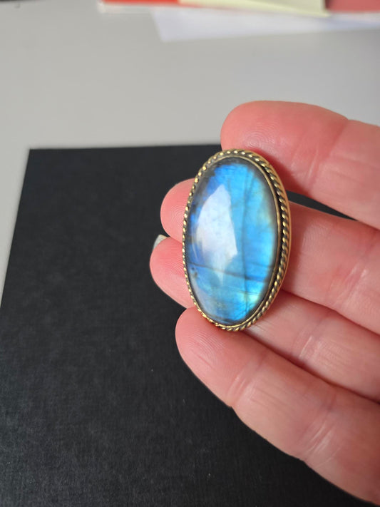 Full Blue Flash Labradorite  - Brass grooved cabochon